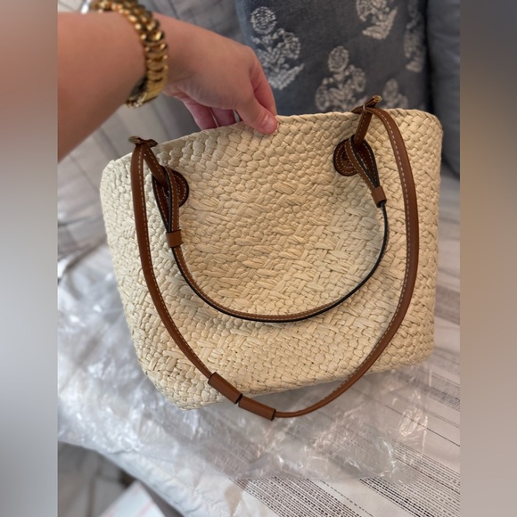 NWT VICI Sold Out Palm Leaf Monogram Straw Tote Bag - Picture 11 of 12